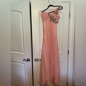 Dave & Johnny Size 3/4 Pink Gown